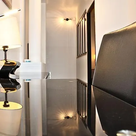 Appart' - Jardin & Terrasse - Quartier St Anne Apartment *